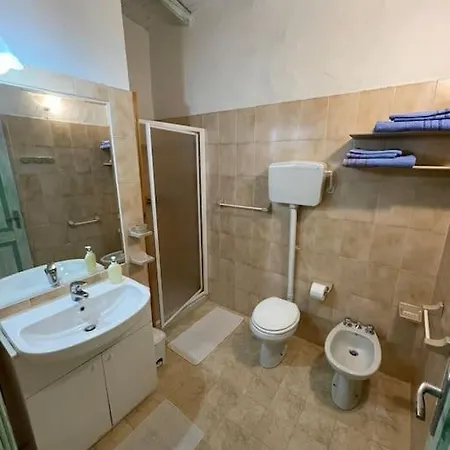 Sara Apartment *